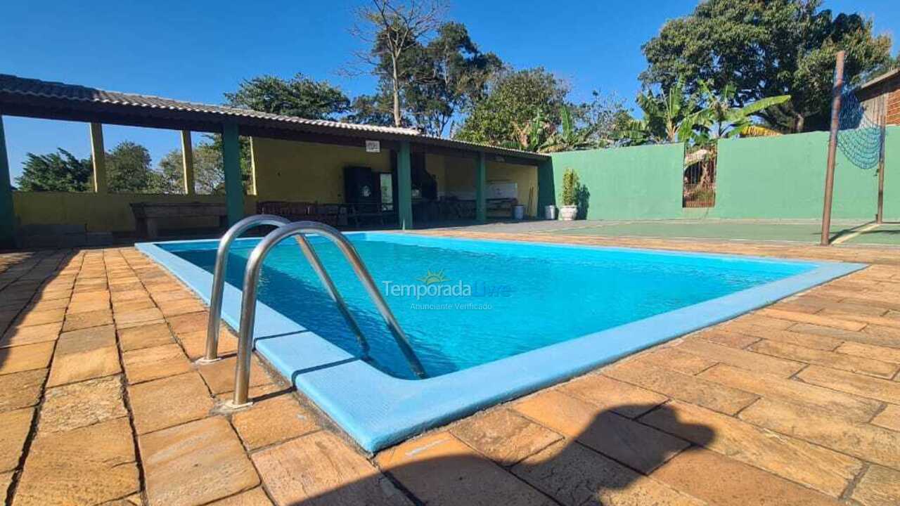 Chácara / sítio para aluguel de temporada em Santana de Parnaíba (Parque Sinae)