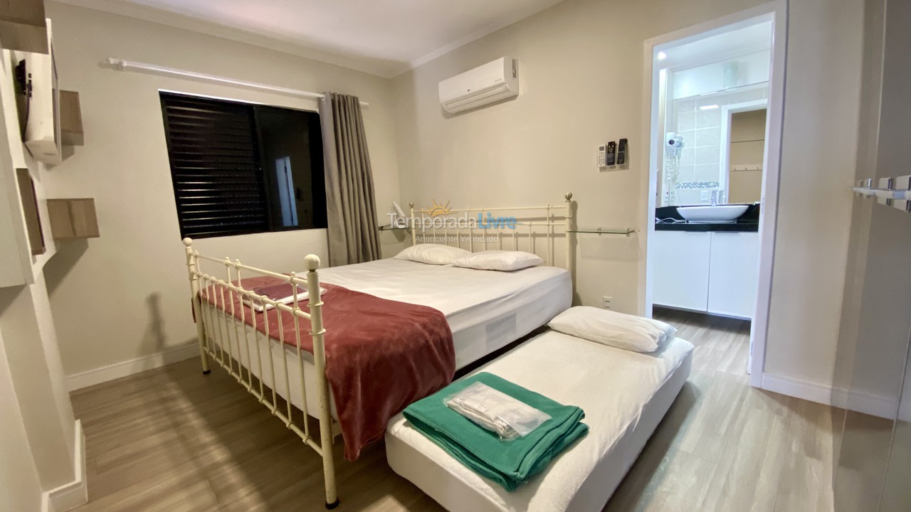 Apartamento para aluguel de temporada em Balneário Camboriú (Praia Central)