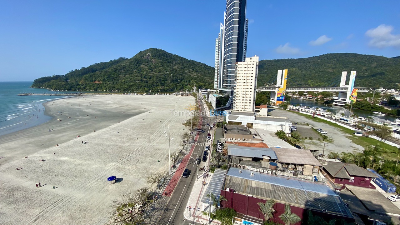 Apartamento para aluguel de temporada em Balneário Camboriú (Praia Central)