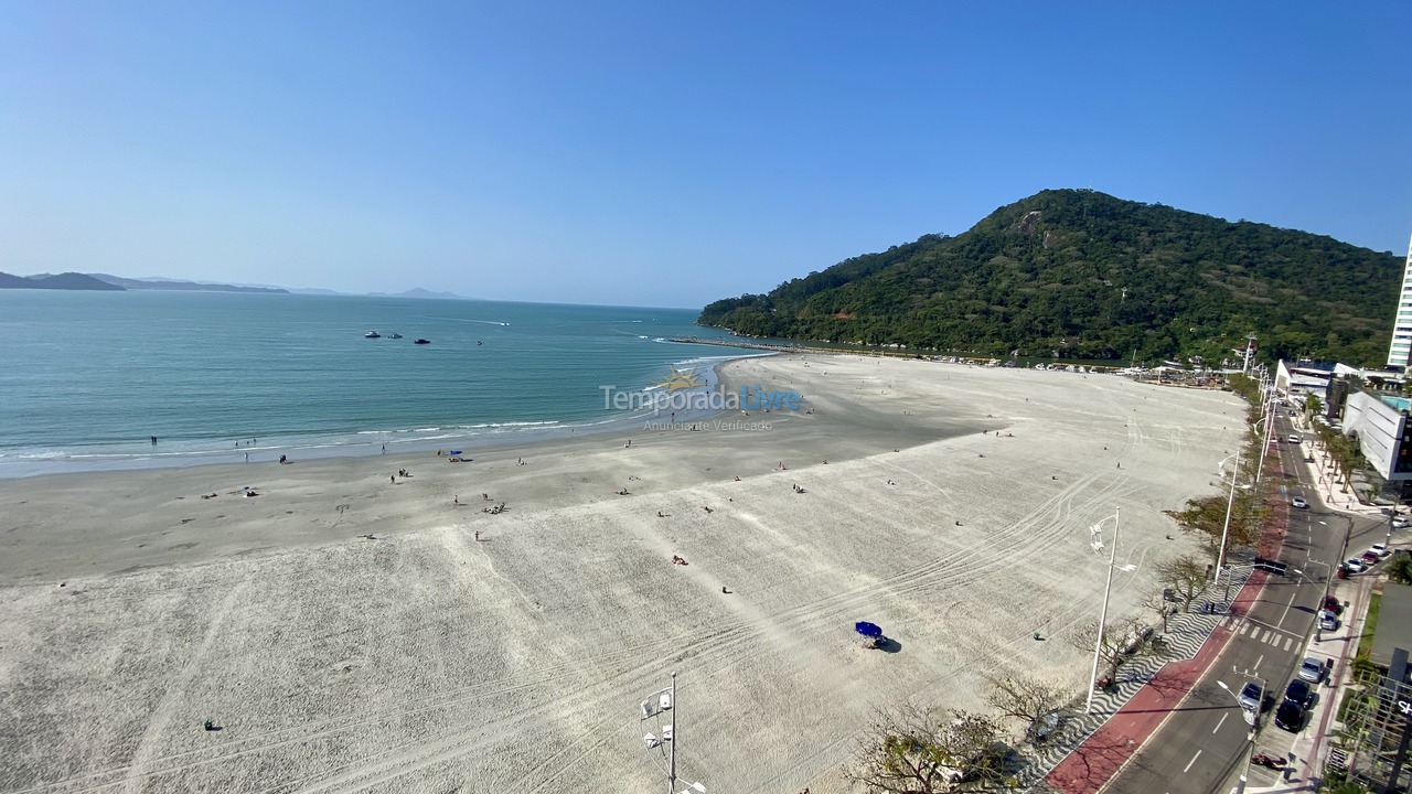 Apartamento para aluguel de temporada em Balneário Camboriú (Praia Central)