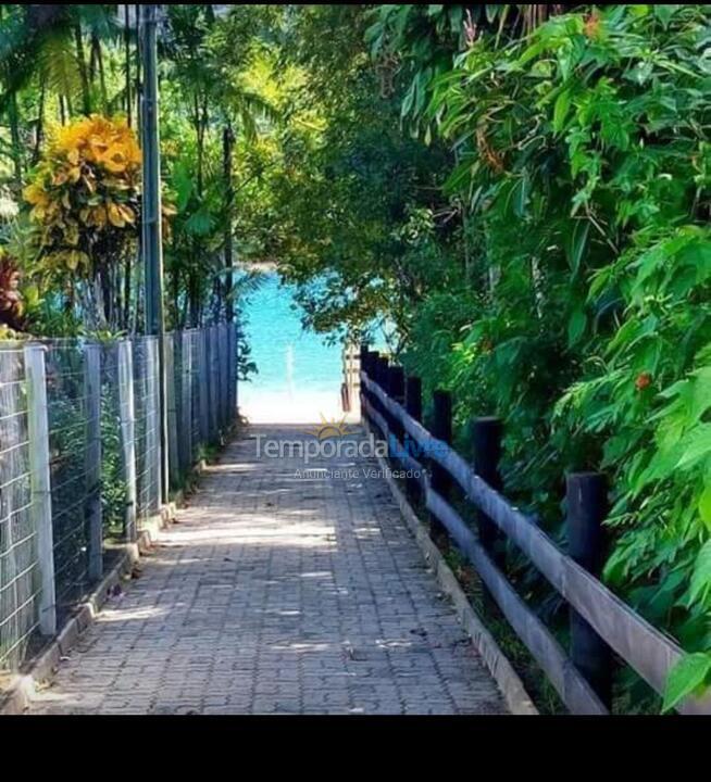 Casa para alquiler de vacaciones em Ubatuba (Santa Rita)