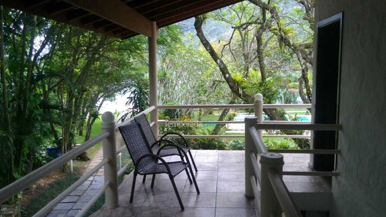 Casa para alquiler de vacaciones em Ubatuba (Santa Rita)