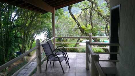 Casa en la arena con piscina