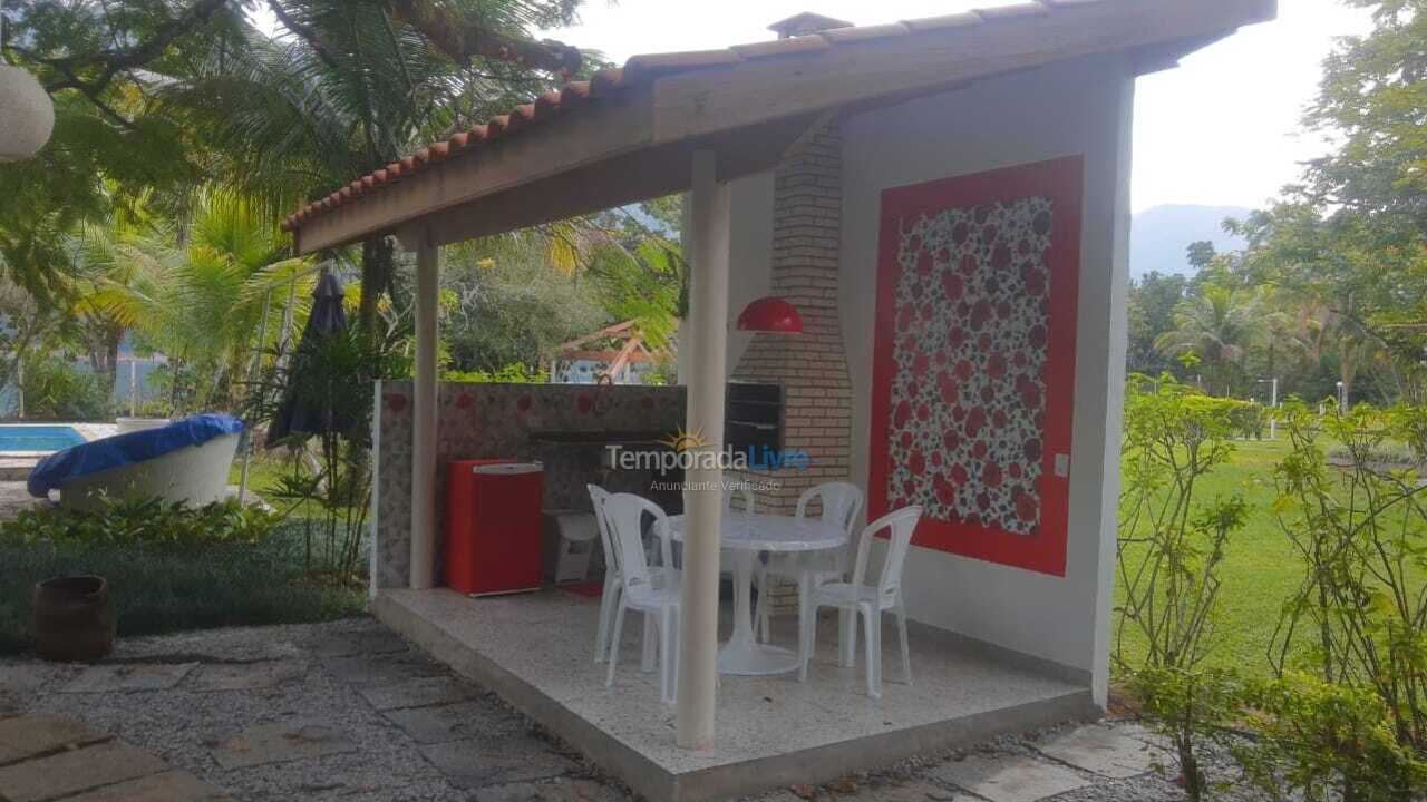 Casa para alquiler de vacaciones em Ubatuba (Santa Rita)