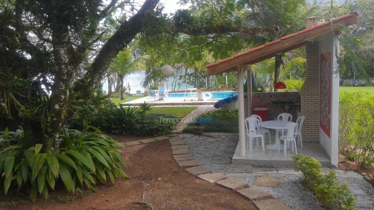 Casa para alquiler de vacaciones em Ubatuba (Santa Rita)