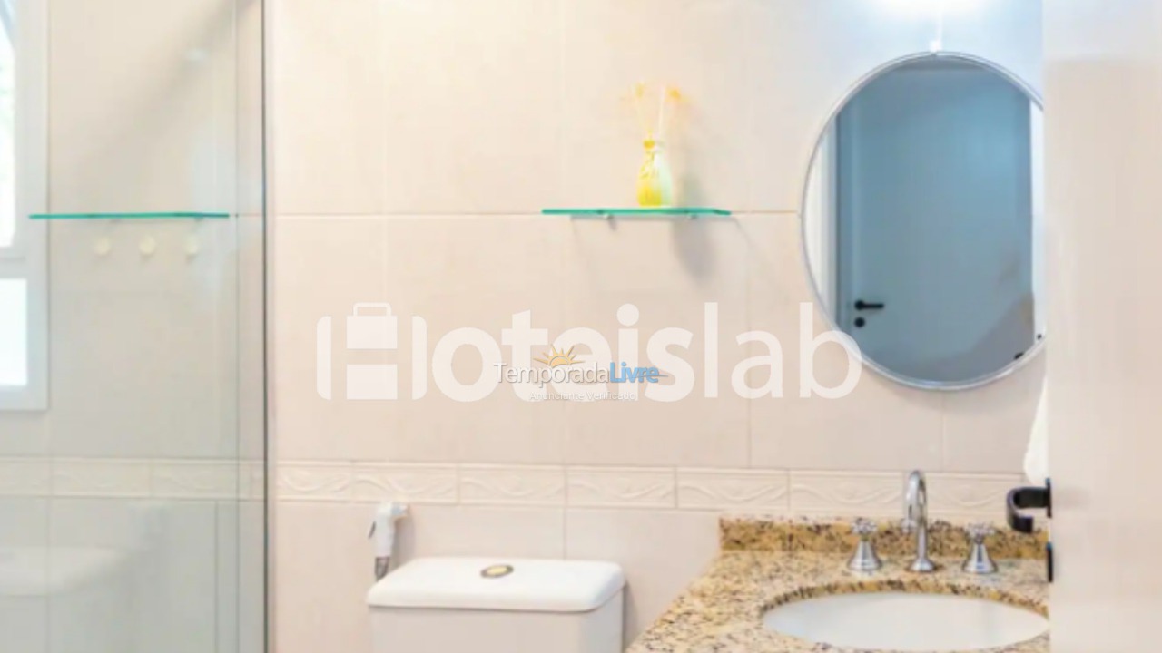 Apartment for vacation rental in Florianópolis (Praia Brava)