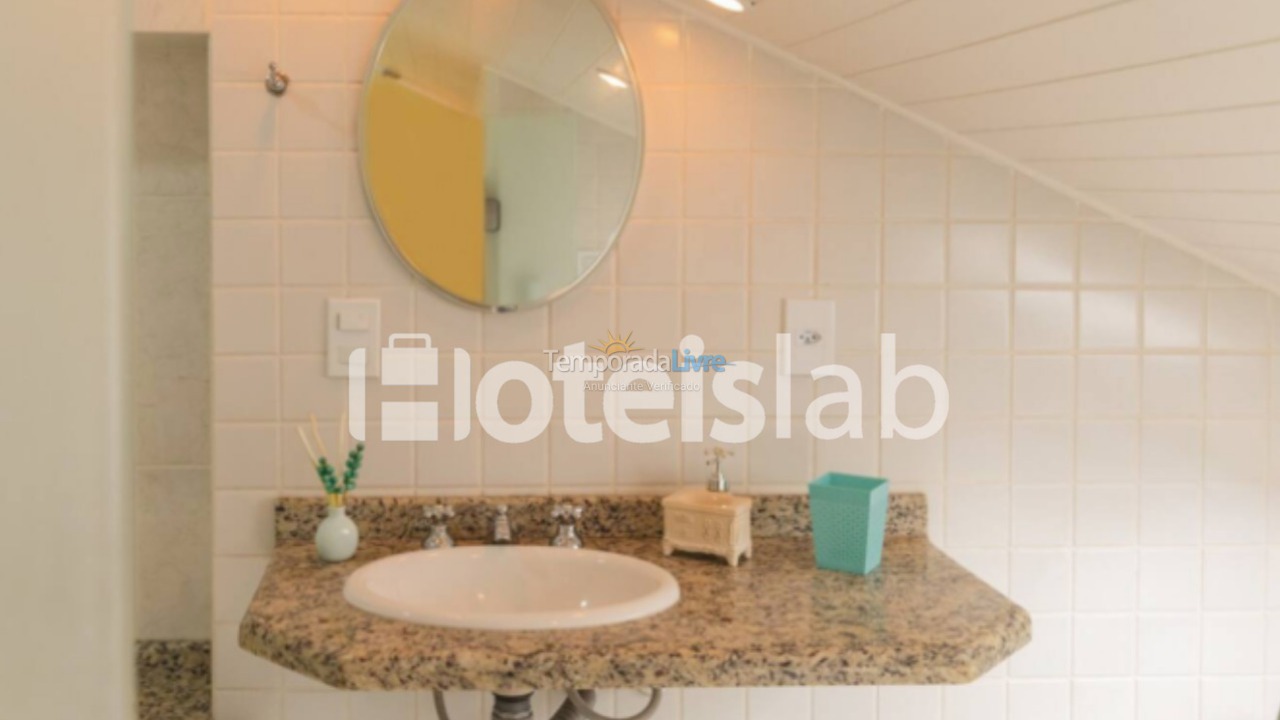 Apartment for vacation rental in Florianópolis (Praia Brava)