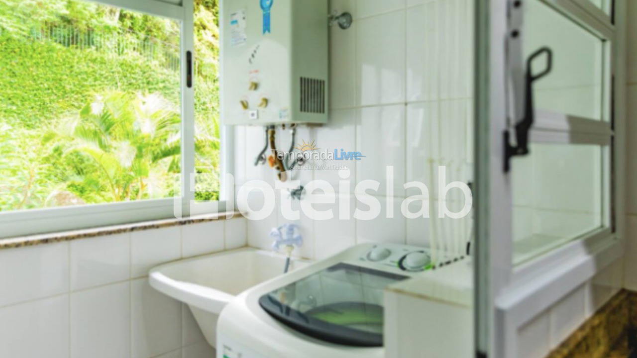 Apartment for vacation rental in Florianópolis (Praia Brava)