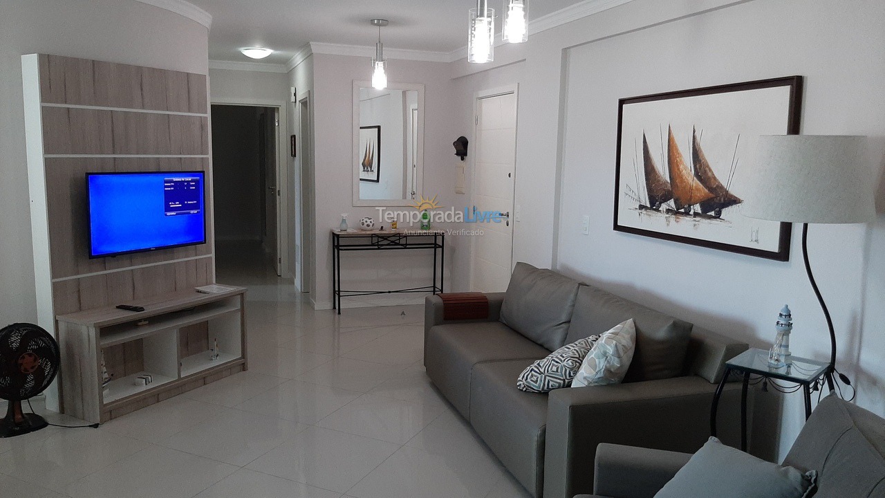 Apartamento para aluguel de temporada em Bombinhas (Praia de Bombas)