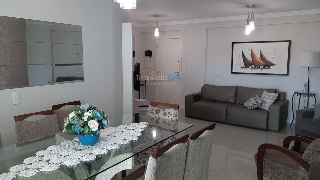 Apartamento para aluguel de temporada em Bombinhas (Praia de Bombas)