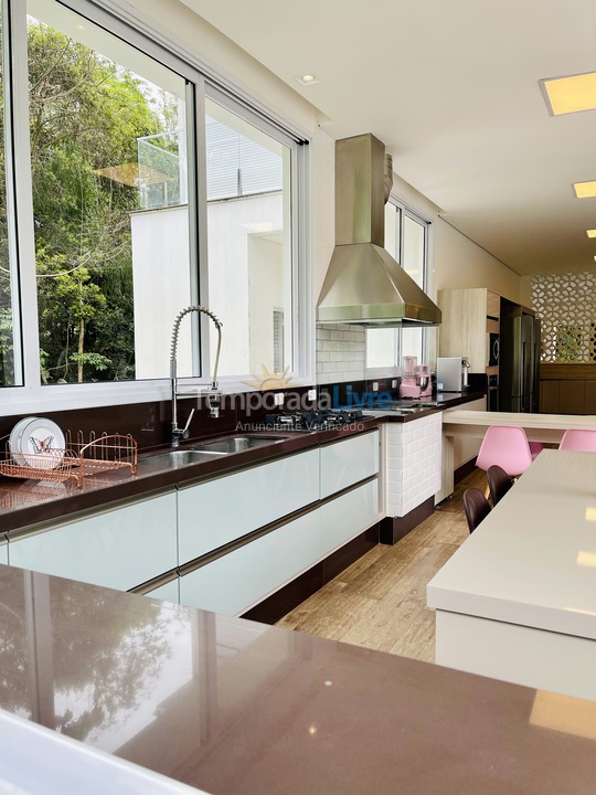 House for vacation rental in Bertioga (Praia de Guaratuba)