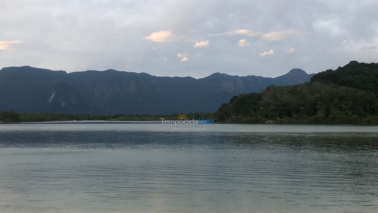 House for vacation rental in Bertioga (Praia de Guaratuba)