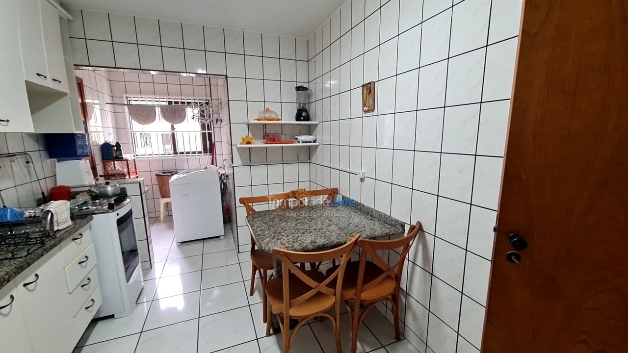 Apartamento para alquiler de vacaciones em Itapema (Meia Praia)