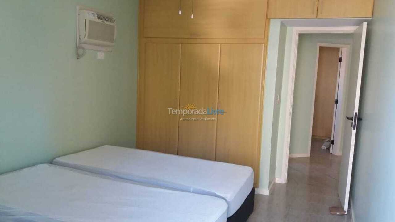 Apartment for vacation rental in Guarujá (Pitangueiras)