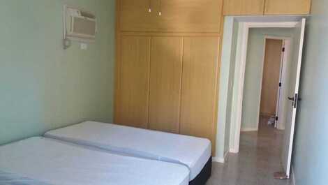 Apartment overlooking the sea