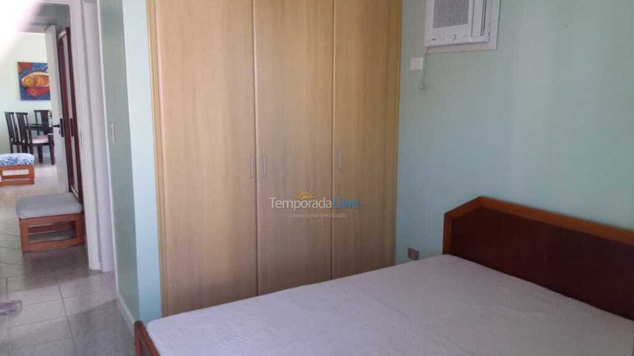 Apartment for vacation rental in Guarujá (Pitangueiras)