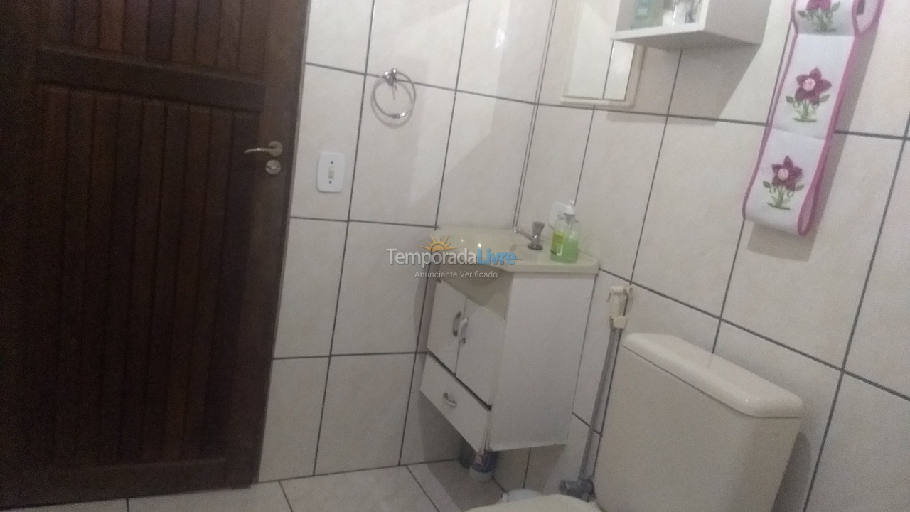 Casa para aluguel de temporada em São Sebastião (Canto do Mar)