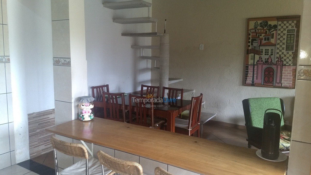 Casa para aluguel de temporada em São Sebastião (Canto do Mar)