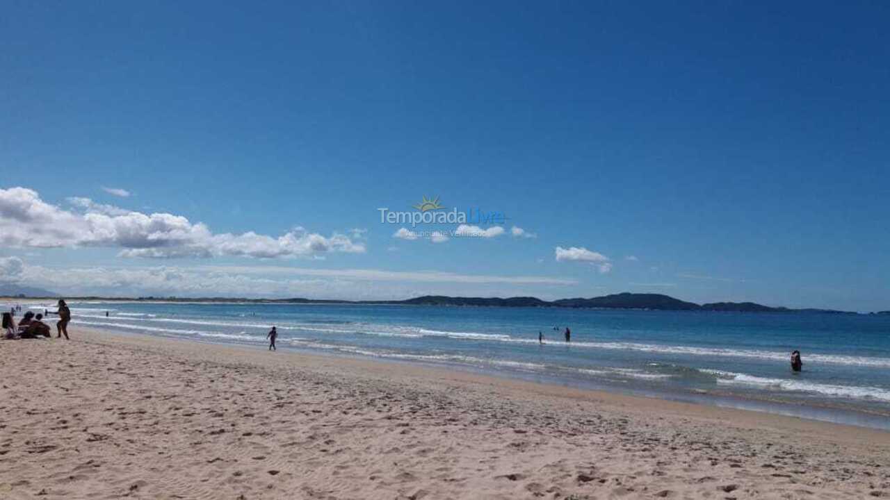 Apartamento para alquiler de vacaciones em Cabo Frio (Peró)