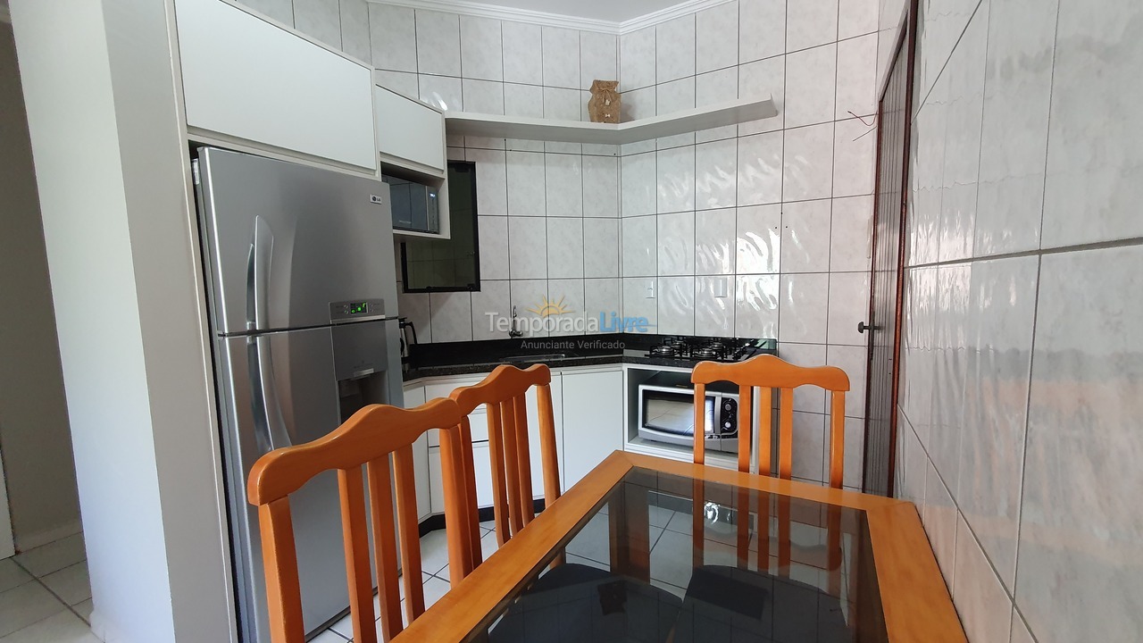 Apartamento para aluguel de temporada em Bombinhas (Praia de Bombinhas)