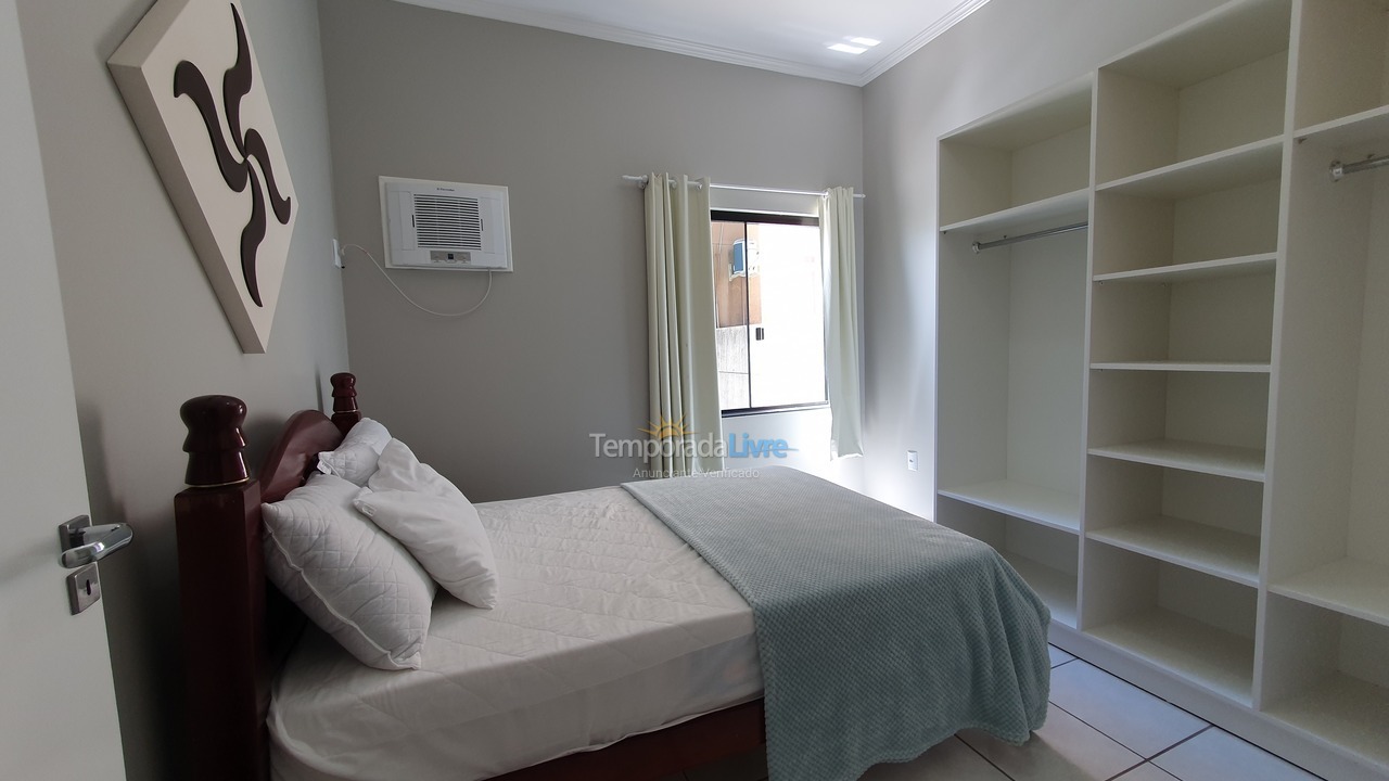 Apartamento para aluguel de temporada em Bombinhas (Praia de Bombinhas)