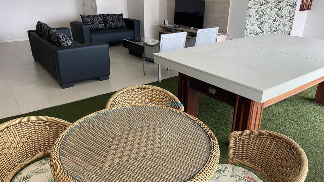 Apartamento para aluguel de temporada em Itapema (Meia Praia)