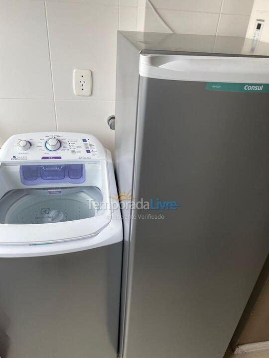 Apartamento para aluguel de temporada em Itapema (Meia Praia)