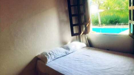 Casa frente al mar con aire acondicionado y piscina.