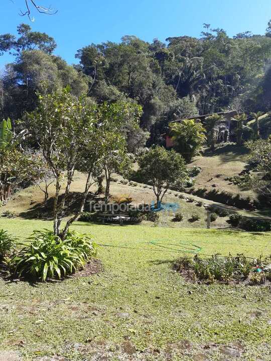 Granja para alquiler de vacaciones em Nova Friburgo (Rio Bonito de Lumiar)