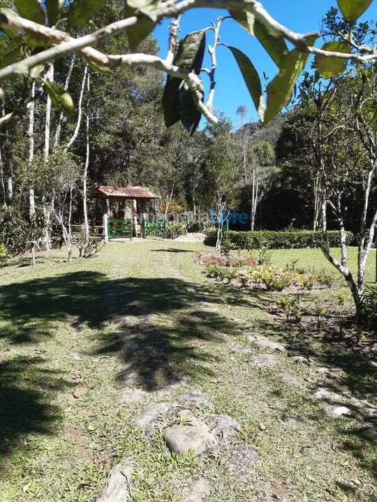 Granja para alquiler de vacaciones em Nova Friburgo (Rio Bonito de Lumiar)