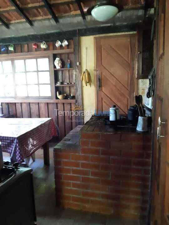 Granja para alquiler de vacaciones em Nova Friburgo (Rio Bonito de Lumiar)
