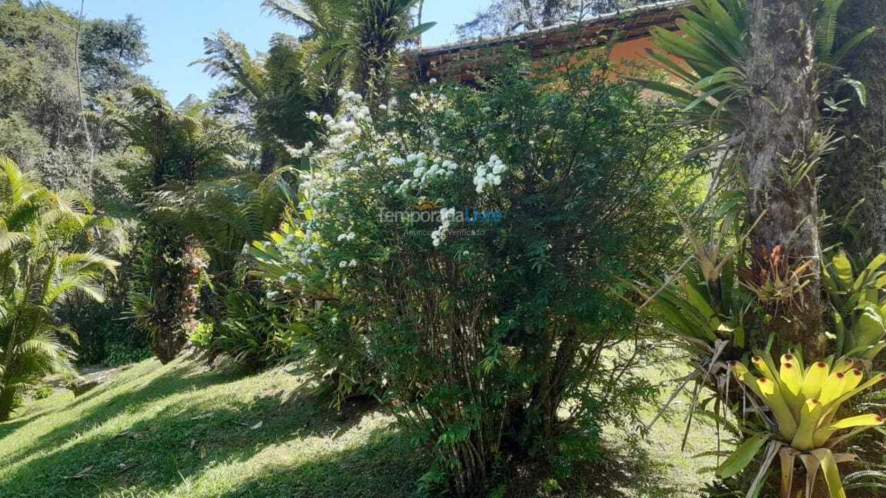 Granja para alquiler de vacaciones em Nova Friburgo (Rio Bonito de Lumiar)