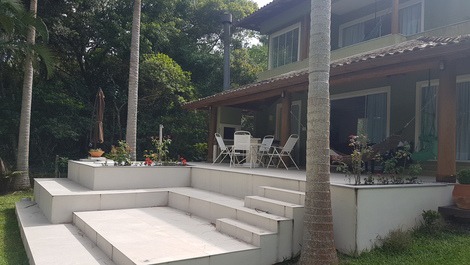 Casa na Praia Mole na beira da praia da Lagoa da Conceição - Paraíso