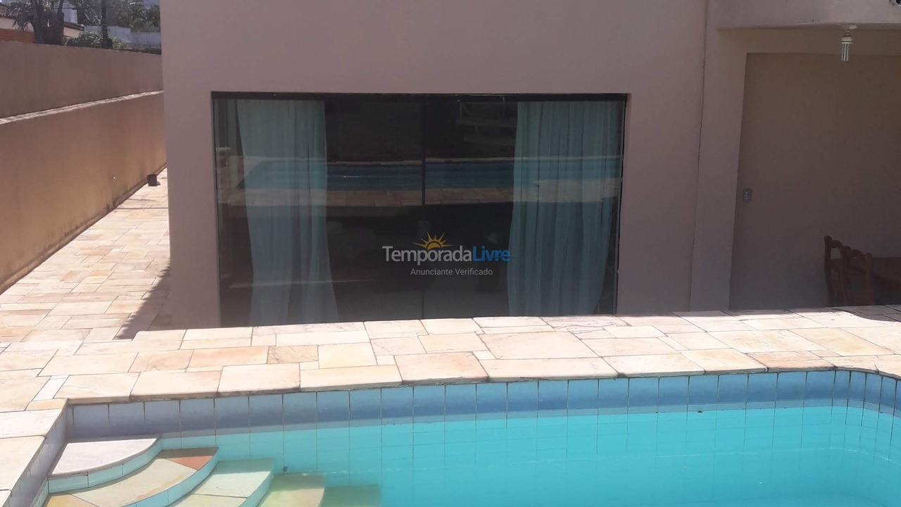 Casa para aluguel de temporada em Guarujá (Jardim Virgínia)