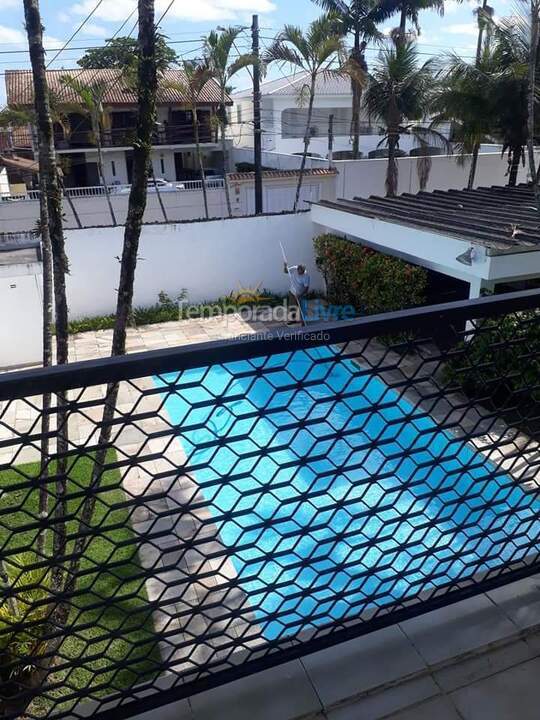 Casa para aluguel de temporada em Guarujá (Enseada)