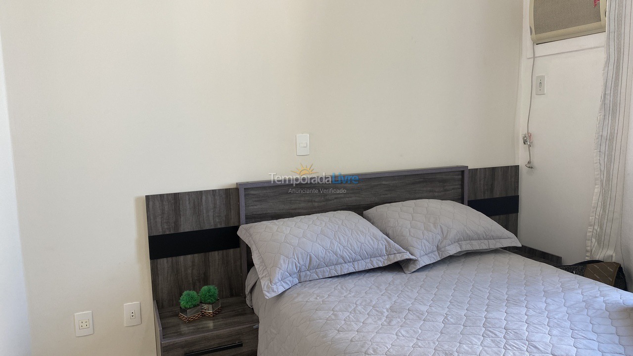 Apartamento para aluguel de temporada em Itapema (Meia Praia)