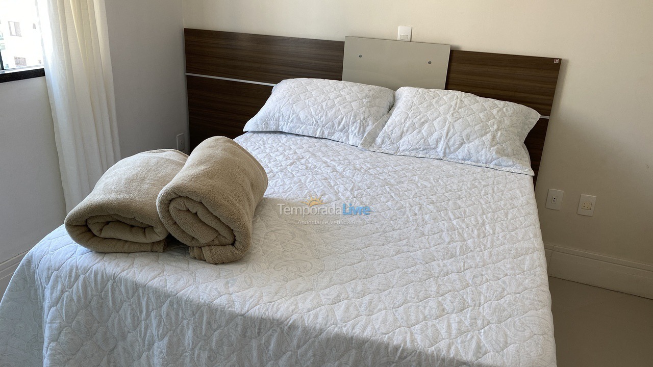 Apartamento para aluguel de temporada em Itapema (Meia Praia)