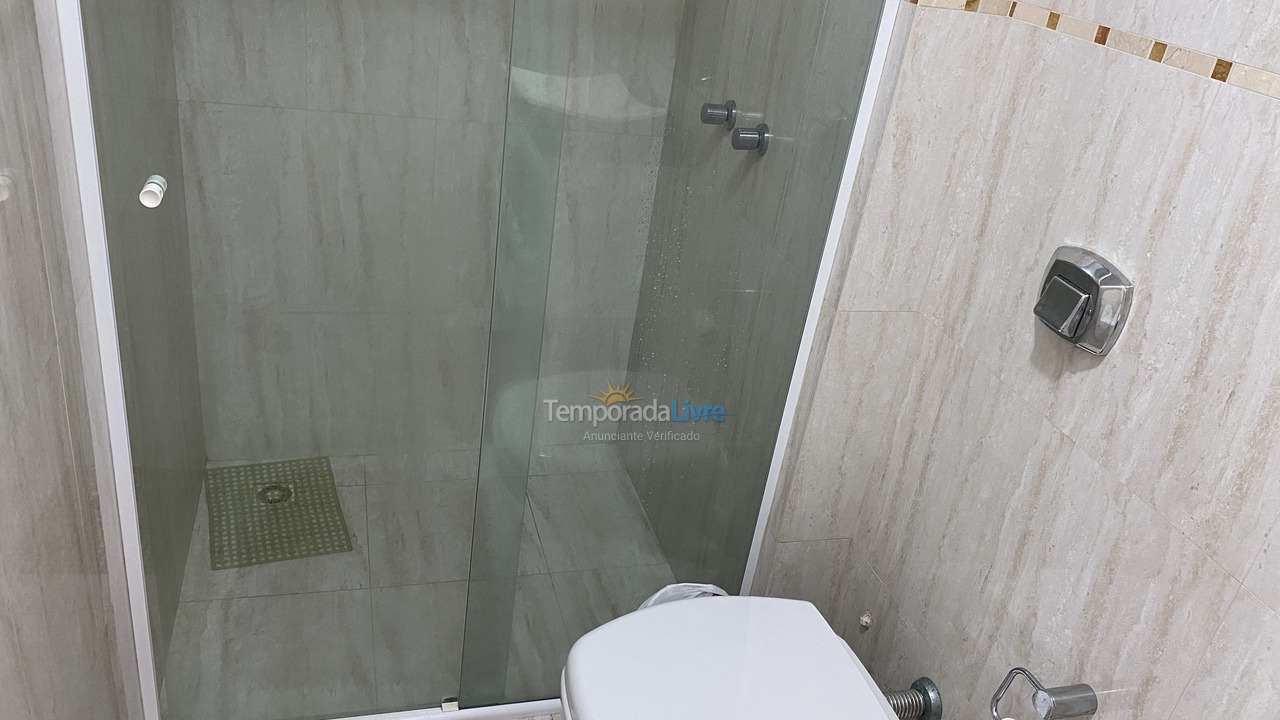 Apartamento para aluguel de temporada em Itapema (Meia Praia)