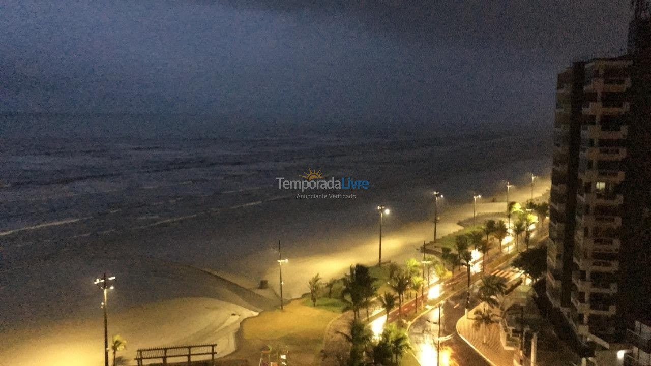 Apartment for vacation rental in Praia Grande (Praia do Caiçara)