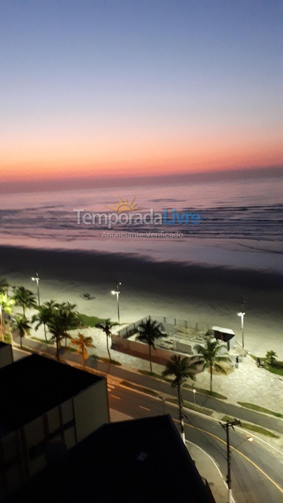 Apartment for vacation rental in Praia Grande (Praia do Caiçara)