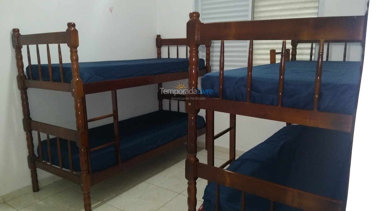 Casa para alquiler de vacaciones em Peruíbe (Balneario Maria Helena Novaes)