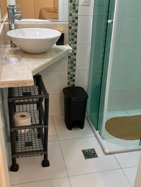 Banheiro do quarto de solteiro 