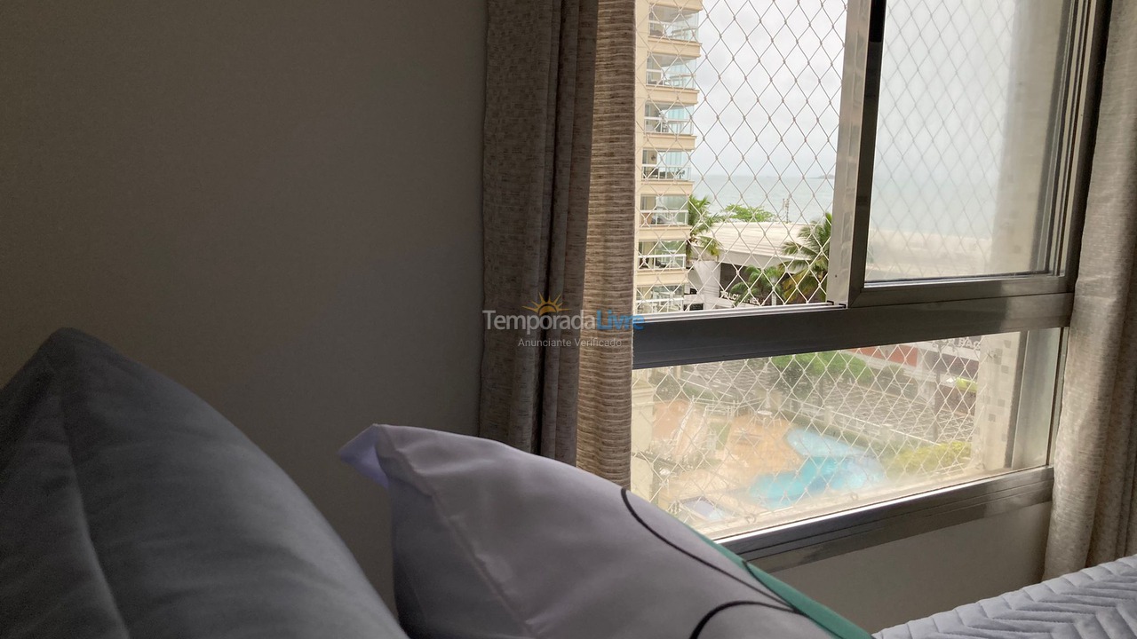 Apartamento para aluguel de temporada em Guarujá (Pitangueiras)