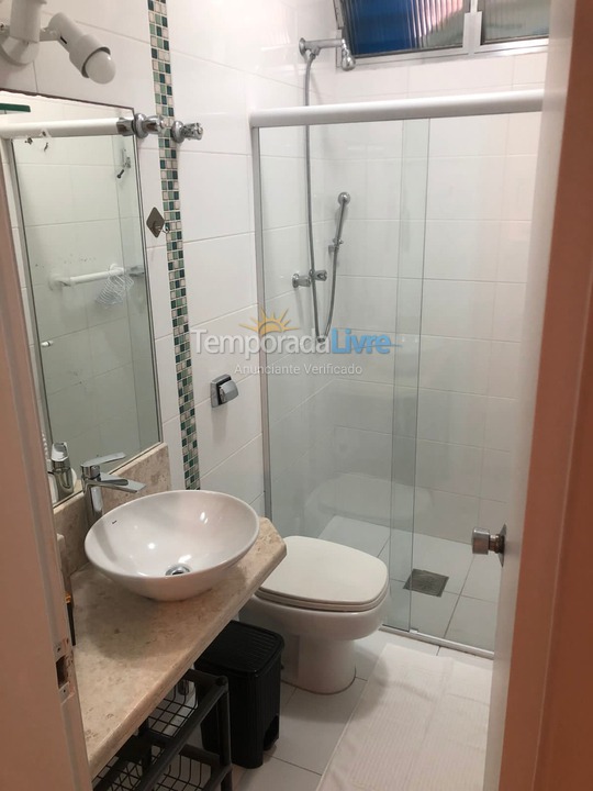 Apartamento para aluguel de temporada em Guarujá (Pitangueiras)