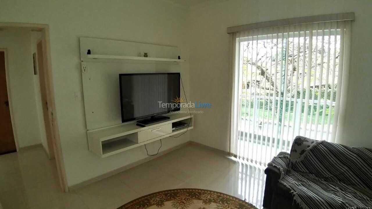 Casa para aluguel de temporada em Caraguatatuba (Capricórnio)