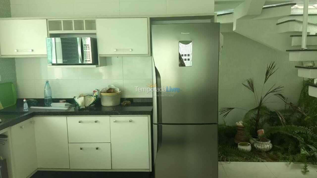 Casa para aluguel de temporada em Caraguatatuba (Capricórnio)