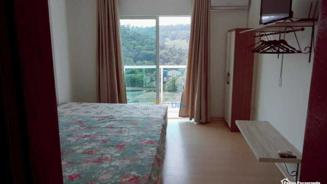 Apartamento para alquiler de vacaciones em Piratuba (Centro)