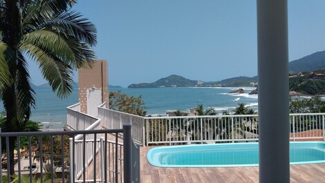 Elevador 3 paradas e piscina