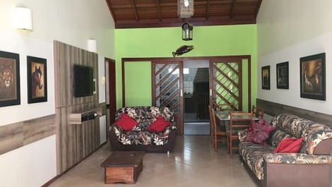 LINDA CASA PERTO DA PRAIA CANASVIEIRAS