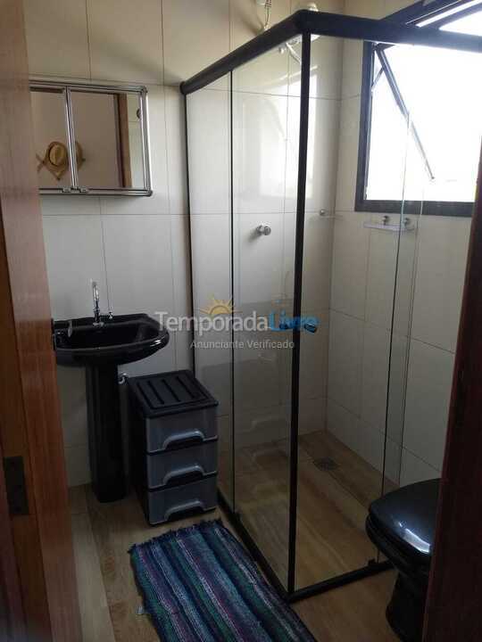 Casa para aluguel de temporada em Paranapanema (Condomínio Riviera de Santa Cristina Xiii)